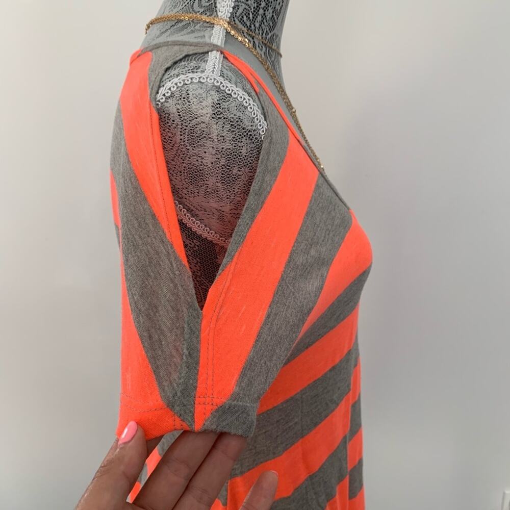 TART Womens Neon Orange and Grey Stripped Cold Shoulder Tunic Top Size Small - Picture 6 of 7